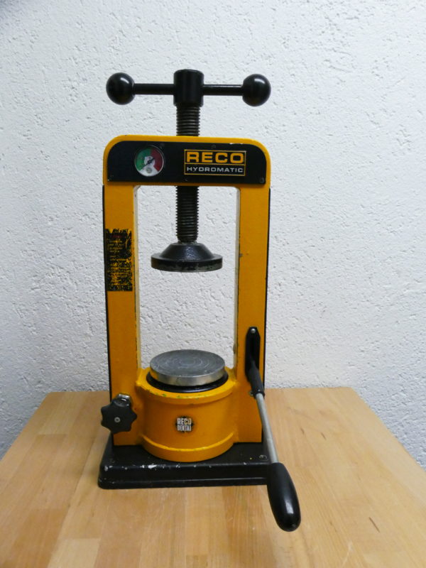 Reco Küvettenpresse Hydromatic 8138