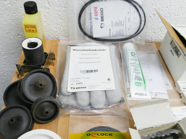 Bego Nautilus CC plus Vakuum-Druck-Gießgerät + Druckluftspeicher + Schrank + Zubehör 8166 – Bild 6