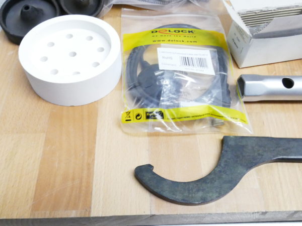 Bego Nautilus CC plus Vakuum-Druck-Gießgerät + Druckluftspeicher + Schrank + Zubehör 8166 – Bild 5