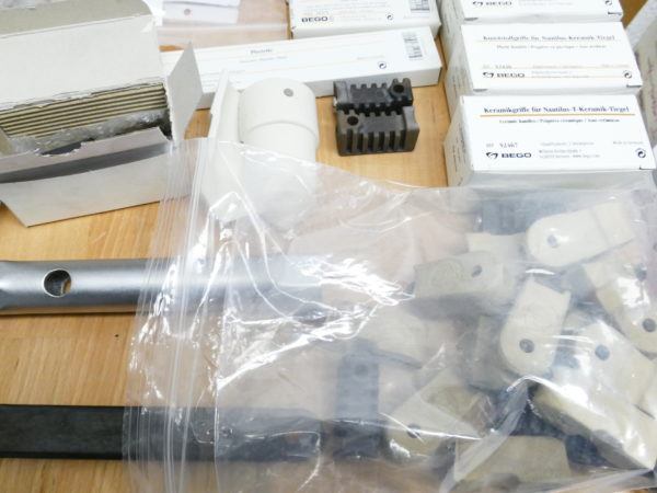 Bego Nautilus CC plus Vakuum-Druck-Gießgerät + Druckluftspeicher + Schrank + Zubehör 8166 – Bild 3
