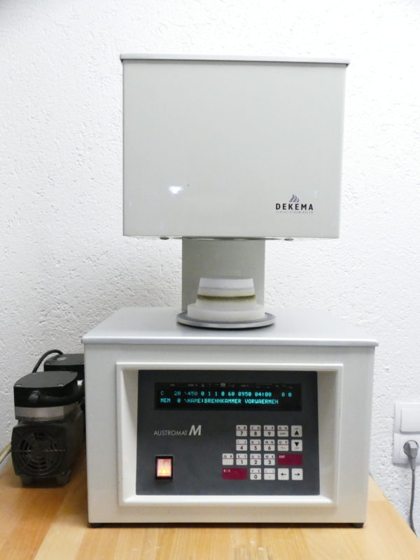 DEKEMA Keramikofen Typ AUSTROMAT M mit original Vakuumpumpe
