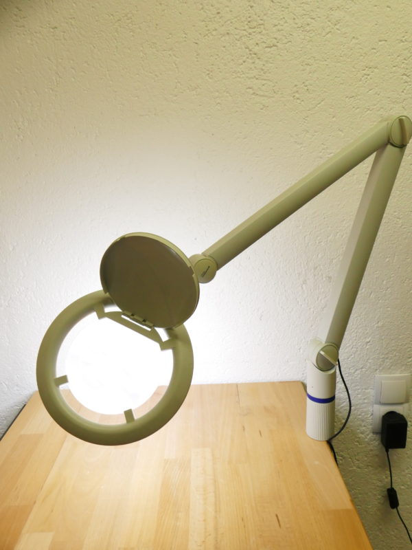 Eschenbach Lupenleuchte LED (vario LED) 8265 – Bild 8