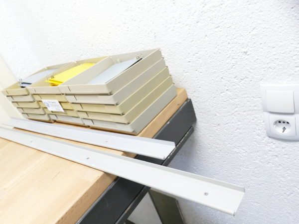 15 Kavo Arbeitsschalen mit Notizhalter mit 2 Schienen 8269 – Bild 3