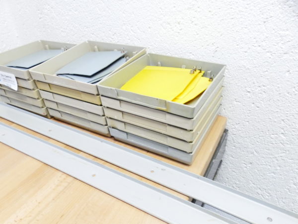 15 Kavo Arbeitsschalen mit Notizhalter mit 2 Schienen 8268 – Bild 3