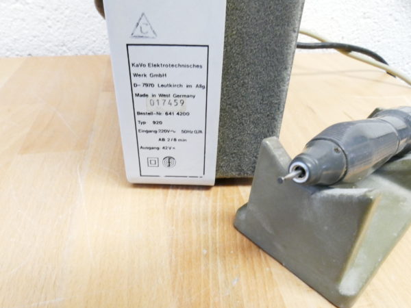 Kavo K9  (25.000 U/min) Knieanlasser überprüfte Anlage 8349 – Bild 3