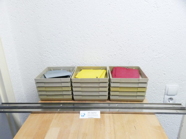 15 Kavo Arbeitsschalen mit Notizhalter mit 2 Schienen 8384