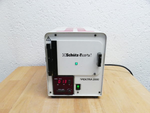 Lichthärtegerät Typ Spektra 2000 von Schütz Dental 8399