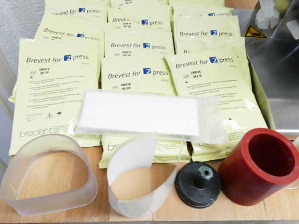 Bredent for 2 Press pneumatisches Vakuum-Pressgerät mit Zubehör 8404 – Bild 9
