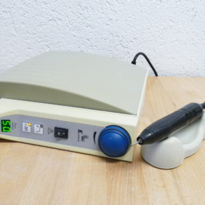 Kavo EWL K-Control Anlage mit Knieanlasser und Handstück 8415