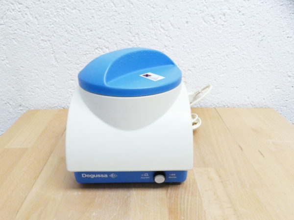 Neacid von Degussa 8436