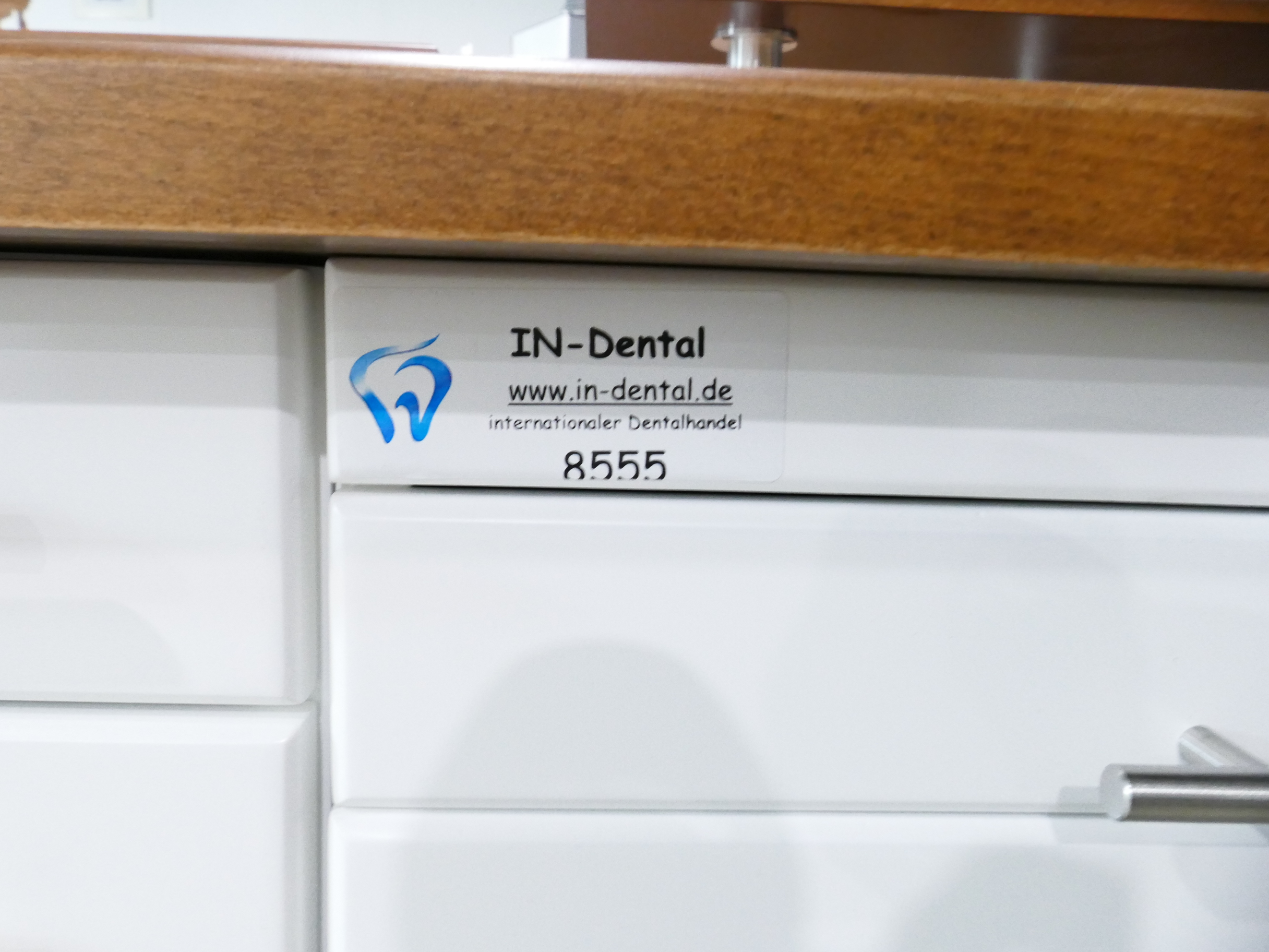 Dentalmöbel Labor Möbel zweier Arbeitstisch weiß mit Absaugvorrichtung und Luftanschluß 8555 – Bild 6