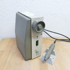 Kavo K9  (25.000 U/min) Knieanlasser safari überholte Anlage 8556