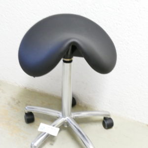 Sattelhocker mit Polster, Pony Chair mit Rollen 8697