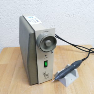 Kavo K9  (25.000 U/min) Knieanlasser safari überholte Anlage 8538