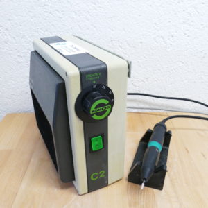 Schick C2 Technikmaschine mit Kniesteuerung überprüfte Anlage 8543