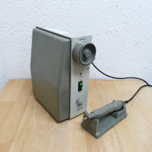 Kavo K9  (25.000 U/min) Knieanlasser safari überholte Anlage 8623