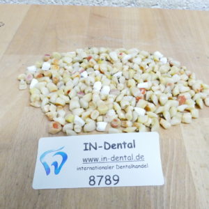 300 Stück Front- und Backenzähne Kunststoffzähne (verschiedene Hersteller) 8789