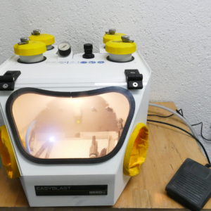 BEGO Easyblast 3 Kammer Sandstrahlgerät Sandstrahler mit Licht und Luft 8874