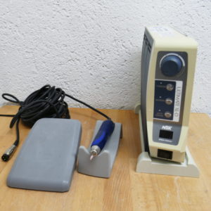 Ultimate XL-DT Turm/Tischversion mit Handstück und Fußschalter 9191